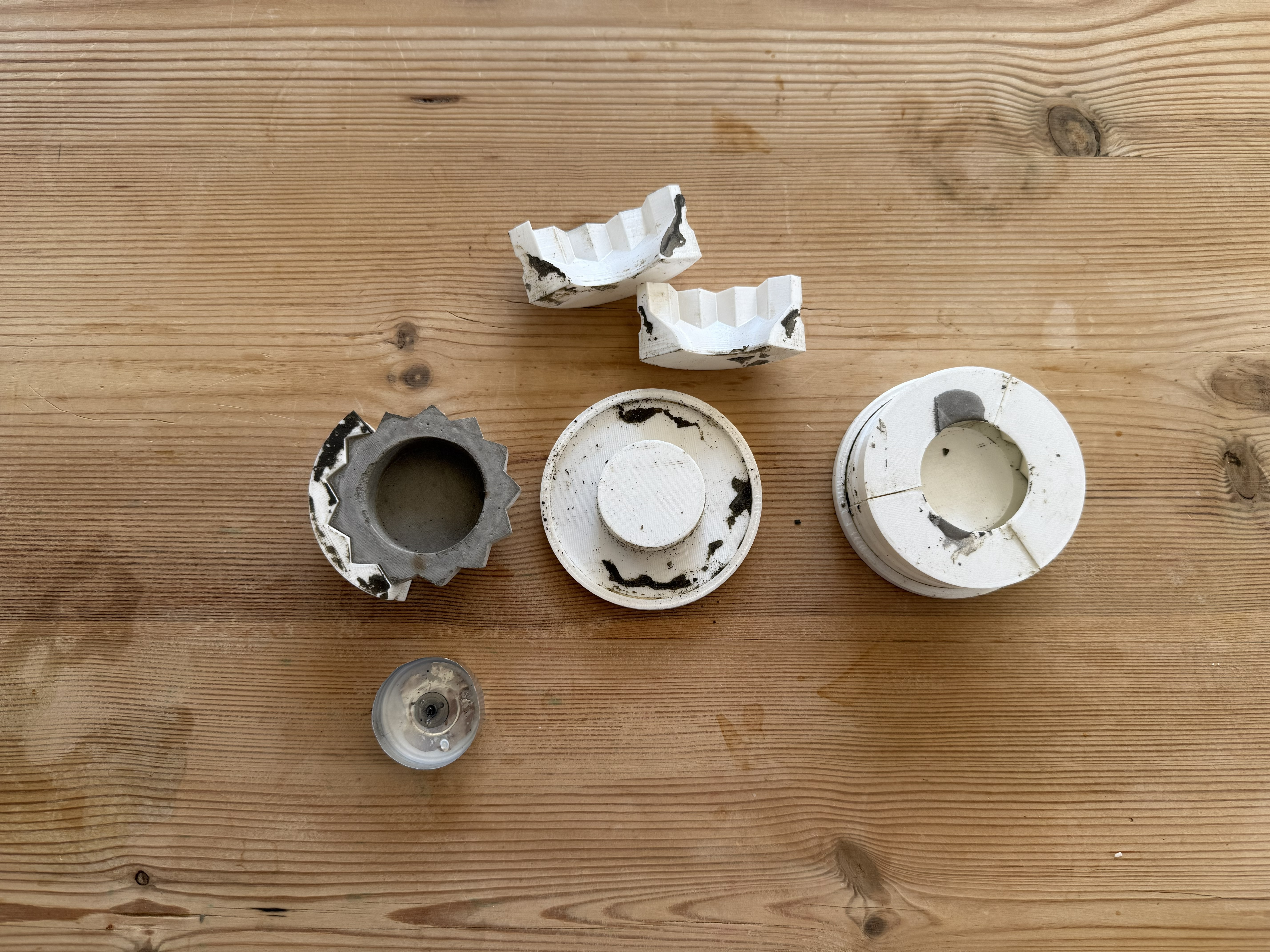 Device worn on wrist